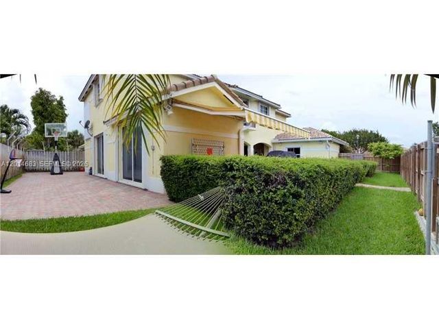 9026 SW 160th Ter, Palmetto Bay, FL 33157