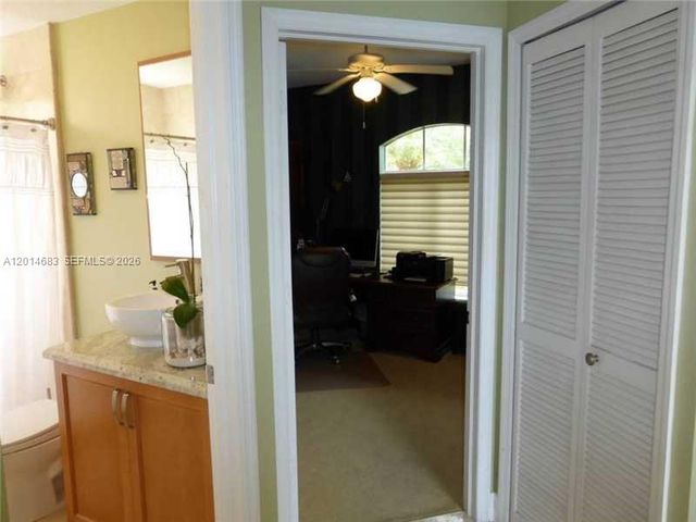 9026 SW 160th Ter, Palmetto Bay, FL 33157