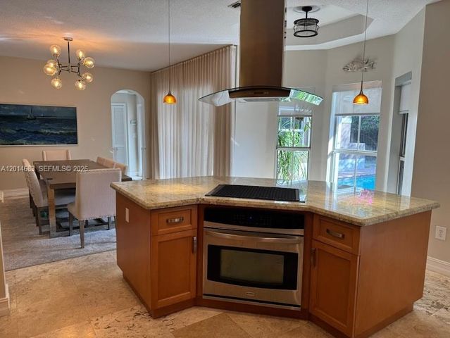 9026 SW 160th Ter, Palmetto Bay, FL 33157