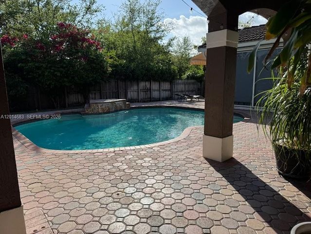 9026 SW 160th Ter, Palmetto Bay, FL 33157
