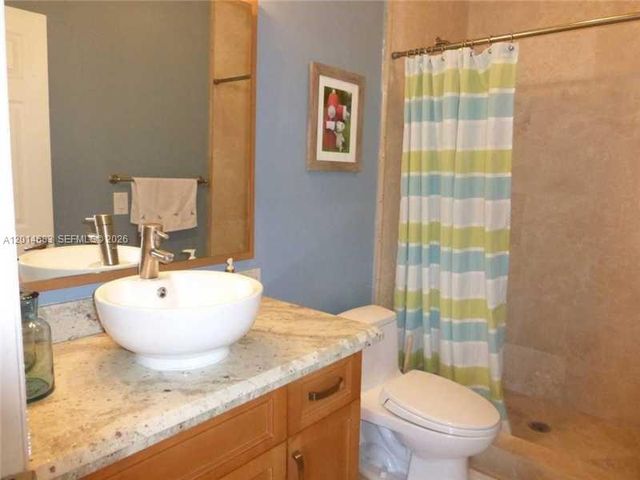 9026 SW 160th Ter, Palmetto Bay, FL 33157