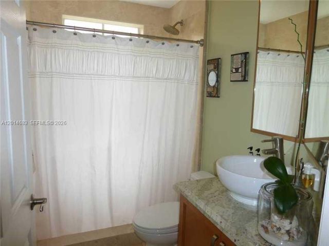 9026 SW 160th Ter, Palmetto Bay, FL 33157