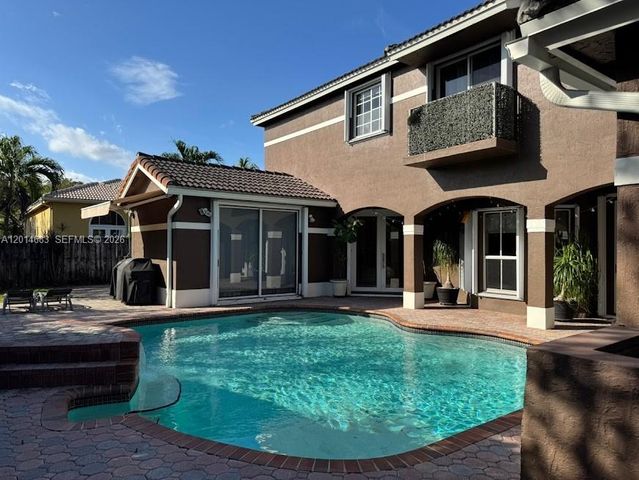 9026 SW 160th Ter, Palmetto Bay, FL 33157