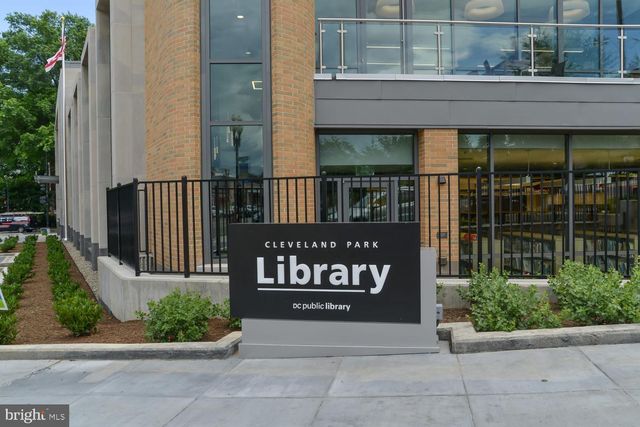 2901 NEWARK ST NW, Washington, DC 20008