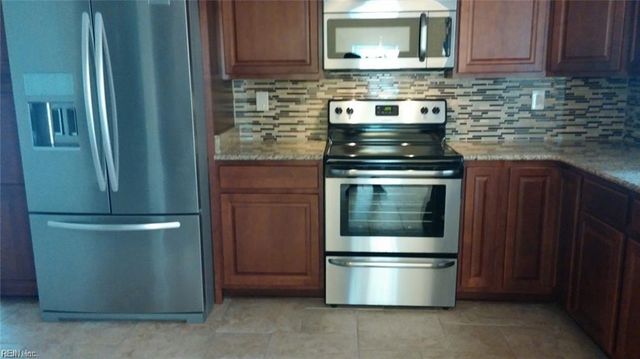 4848 Admiration DR, Virginia Beach, VA 23464