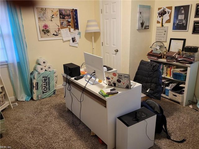 4848 Admiration DR, Virginia Beach, VA 23464