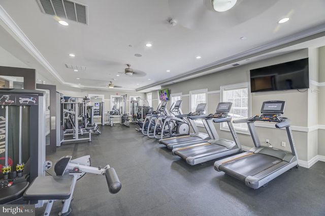 1332 SIERRA DR, Hamilton, NJ 08619