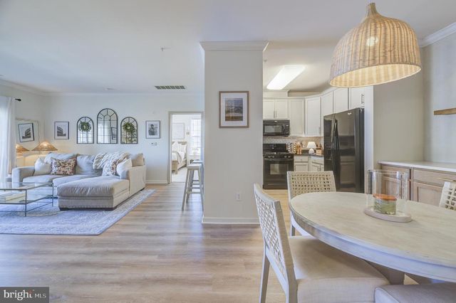 1332 SIERRA DR, Hamilton, NJ 08619