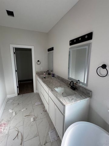 221 Michelle Drive, Beebe, AR 72012