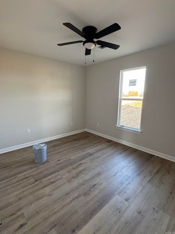 221 Michelle Drive, Beebe, AR 72012