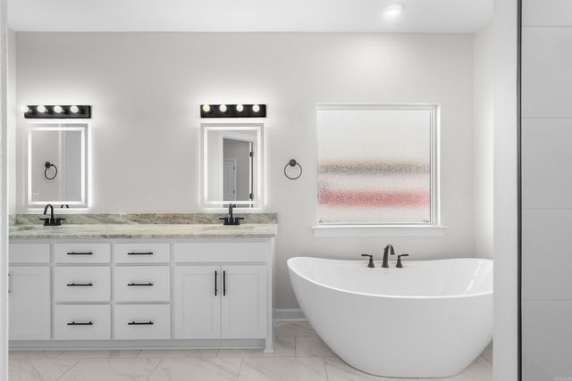 221 Michelle Drive, Beebe, AR 72012