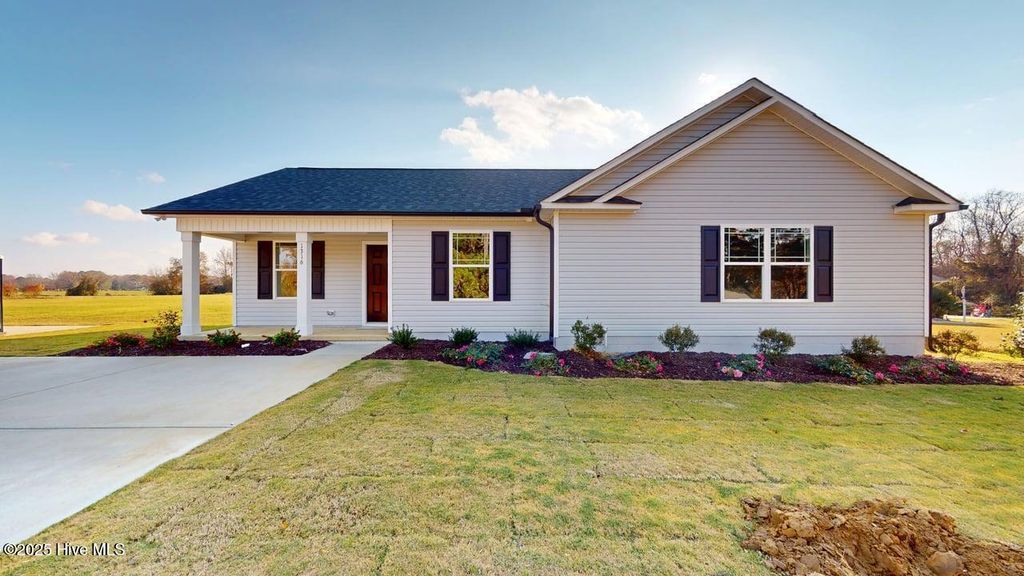 1316 Tommys Road, Goldsboro, NC 27534