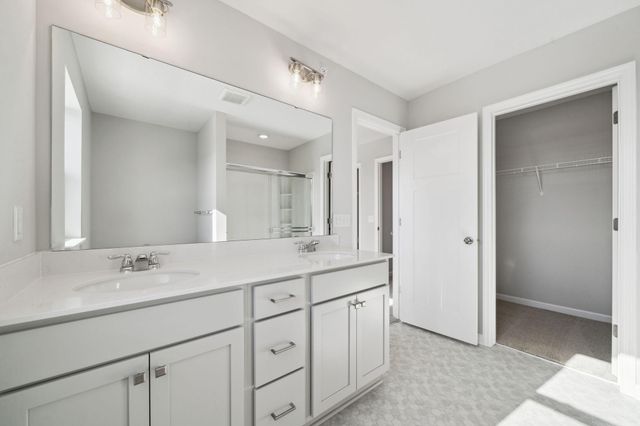 10354 Birchwood Circle, Victoria, MN 55318