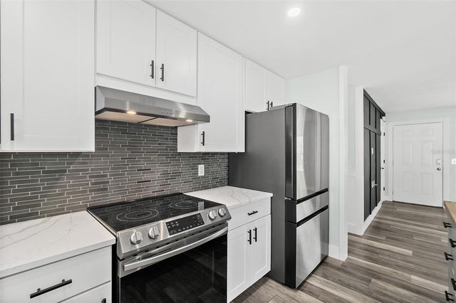 6 ZAMMER COURT, Palm Coast, FL 32164