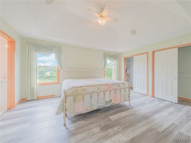 8 Sunset Creek Drive, West Seneca, NY 14224