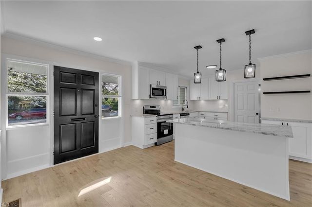 2208 Corbett AVE, Norfolk, VA 23518