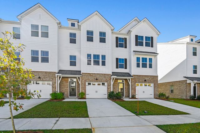 9413 Sun Fountain Drive, Summerville, SC 29485