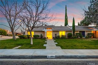 2904 W J4 Avenue, Lancaster, CA 93536