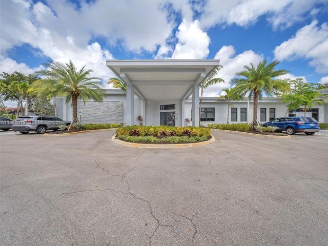 14873 Cumberland Dr 1040, Delray Beach, FL 33446