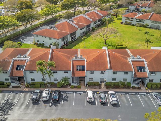 14873 Cumberland Dr 1040, Delray Beach, FL 33446