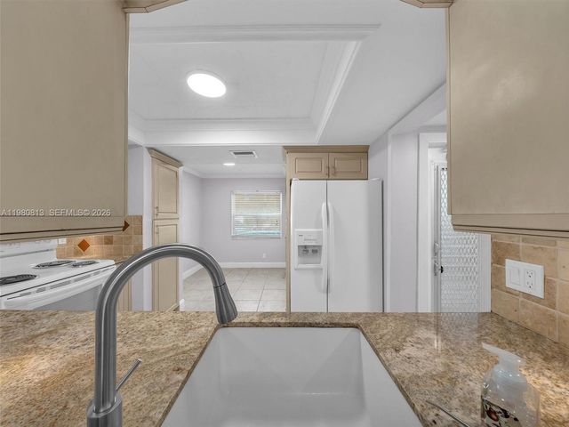 14873 Cumberland Dr 1040, Delray Beach, FL 33446