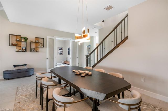 9517 Night Heron LN, Naples, FL 34120