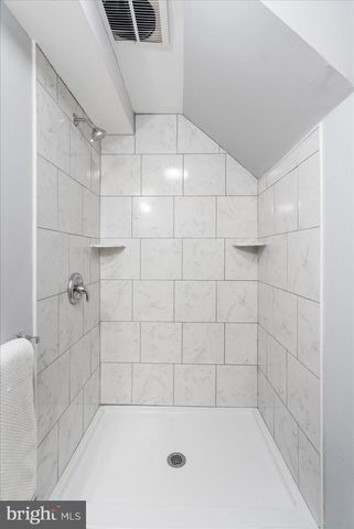 1005 PARKVALLEY CT, Pikesville, MD 21208