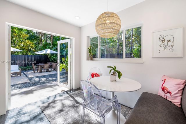 5100 SW 75th St, Miami, FL 33143