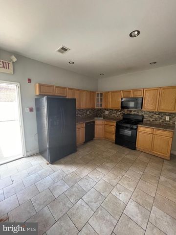 500 N 39TH ST, Philadelphia, PA 19104