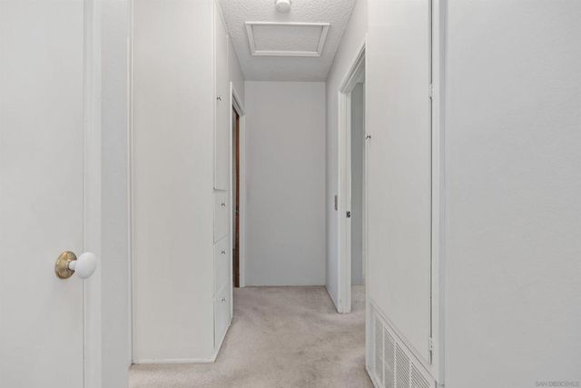 12127 Santiago Rd W, San Diego, CA 92128