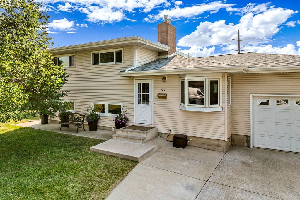 420 50th Street S, Great Falls, MT 59405 photo 3