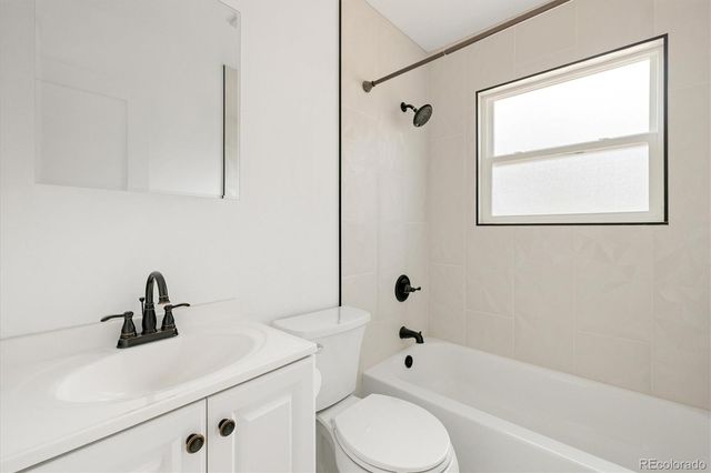 929 Yates Street, Denver, CO 80204