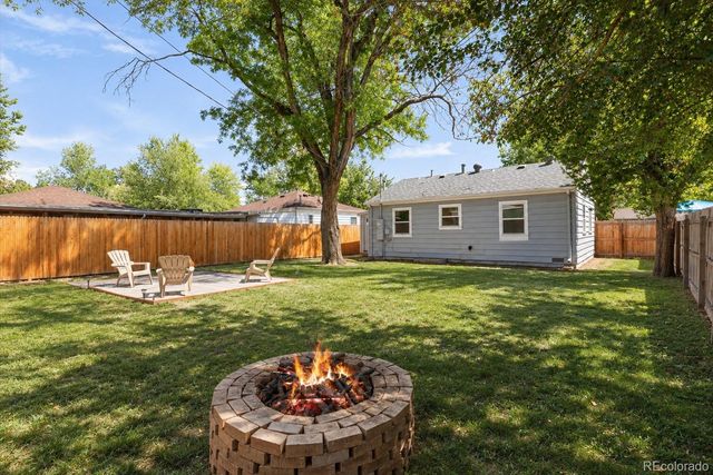 929 Yates Street, Denver, CO 80204