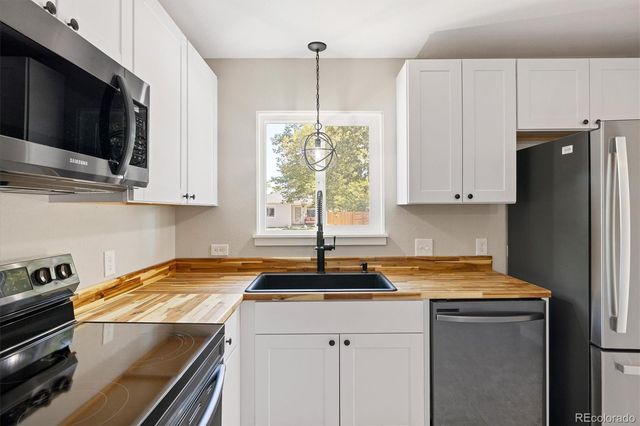 929 Yates Street, Denver, CO 80204