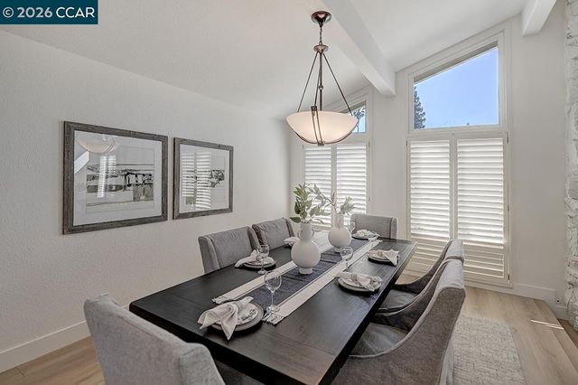 2122 Dunblane Ct, Walnut Creek, CA 94598