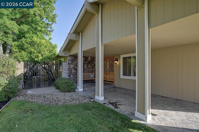 2122 Dunblane Ct, Walnut Creek, CA 94598
