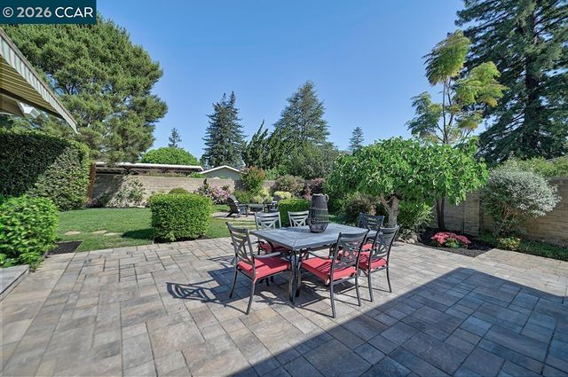 2122 Dunblane Ct, Walnut Creek, CA 94598