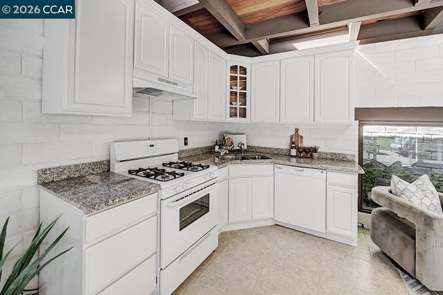 2122 Dunblane Ct, Walnut Creek, CA 94598