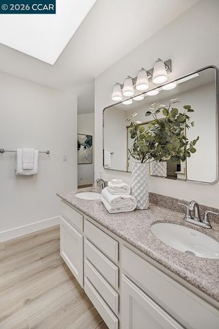 2122 Dunblane Ct, Walnut Creek, CA 94598