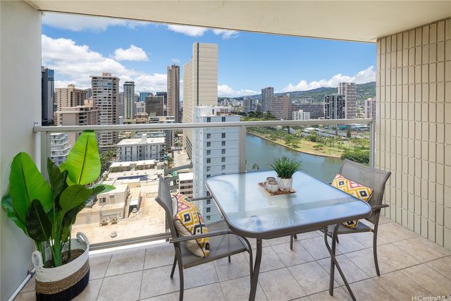 445 Seaside Avenue 2212, Honolulu, HI 96815