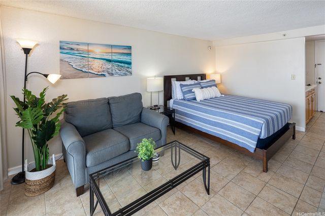 445 Seaside Avenue 2212, Honolulu, HI 96815