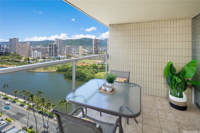 445 Seaside Avenue 2212, Honolulu, HI 96815