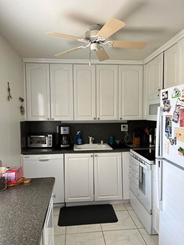 434 Normandy J, Delray Beach, FL 33484