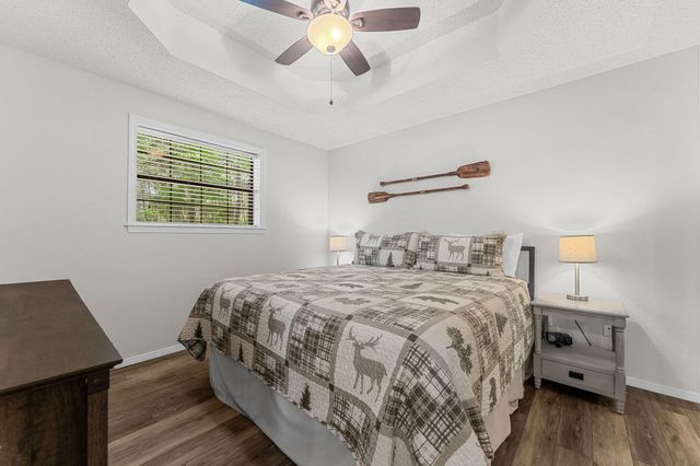 75 Leaning Tree Circle 4, Indian Point, MO 65616