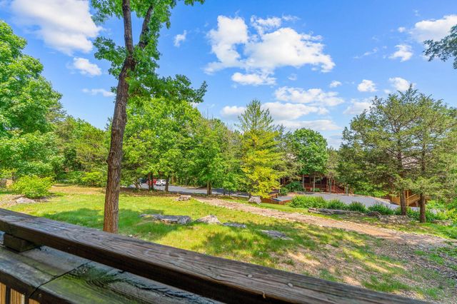 75 Leaning Tree Circle 4, Indian Point, MO 65616