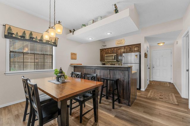 75 Leaning Tree Circle 4, Indian Point, MO 65616