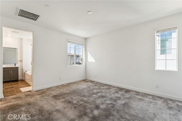 800 Enchanted Hideaway, Upland, CA 91786