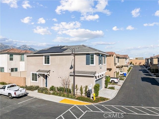 800 Enchanted Hideaway, Upland, CA 91786