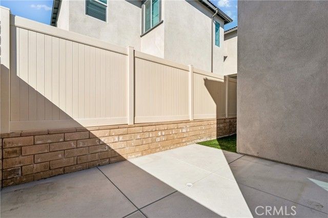 800 Enchanted Hideaway, Upland, CA 91786