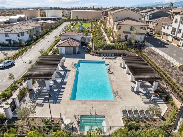 800 Enchanted Hideaway, Upland, CA 91786